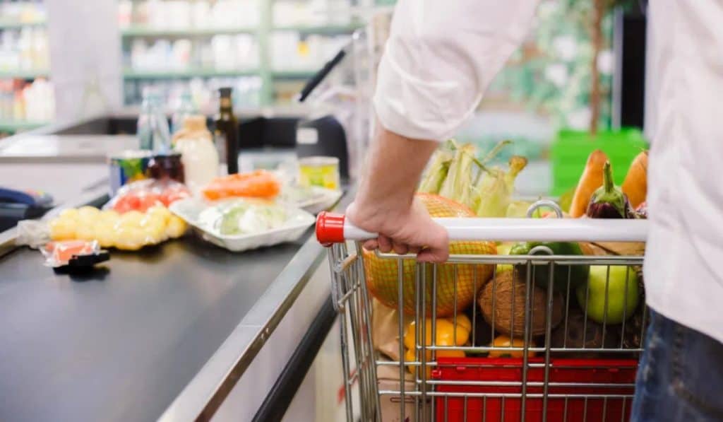 supermarkt in de buurt nu geopend
